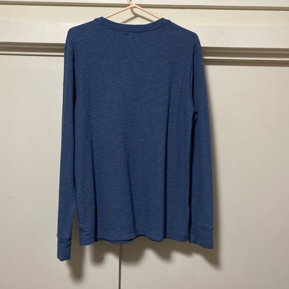 Bundle of 2 size XL, long sleeve, waffle knit shirts. - Picture 11 of 15
